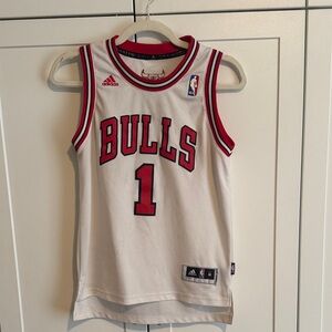 adidas White & Red Chicago Bulls Derrick Rose Basketball Jersey